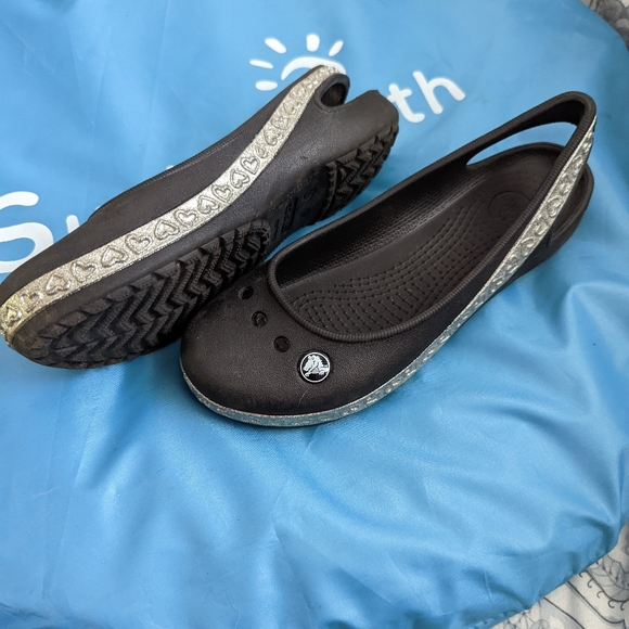 Size 3 Crocs - Picture 2 of 3